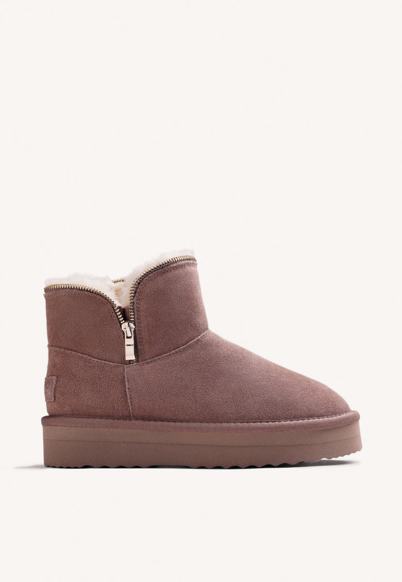 AUSTRALIAN LEATHER BOOTS WITH ZIPPER