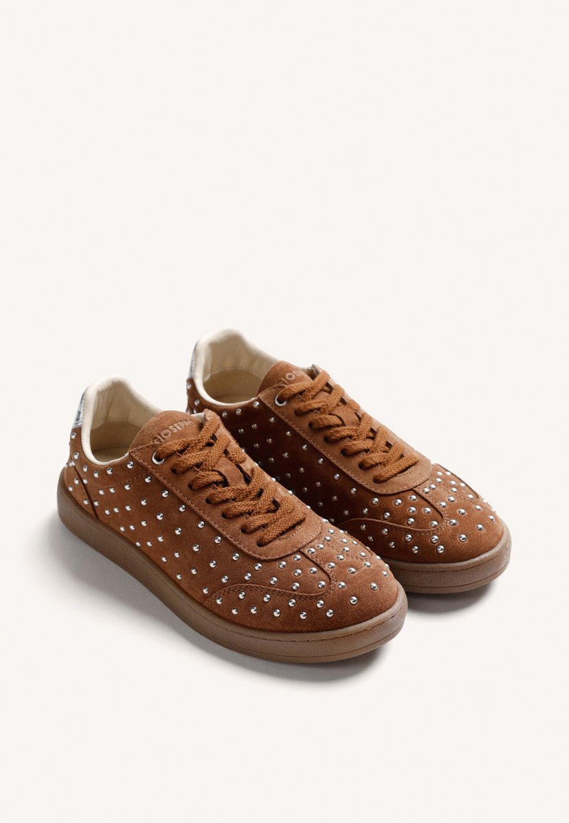 BROWN LEATHER SNEAKERS WITH STUDS