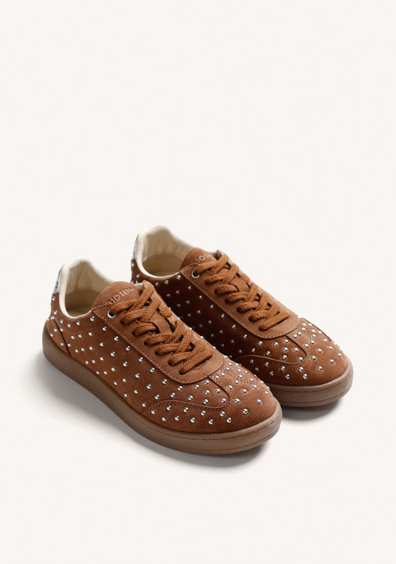 BROWN LEATHER SNEAKERS WITH STUDS