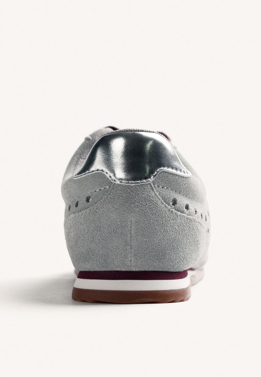 ZAPATILLAS GRIS BRILLO