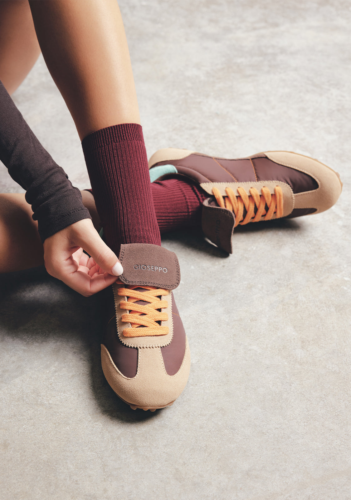 BROWN LEATHER AND NYLON SNEAKERS