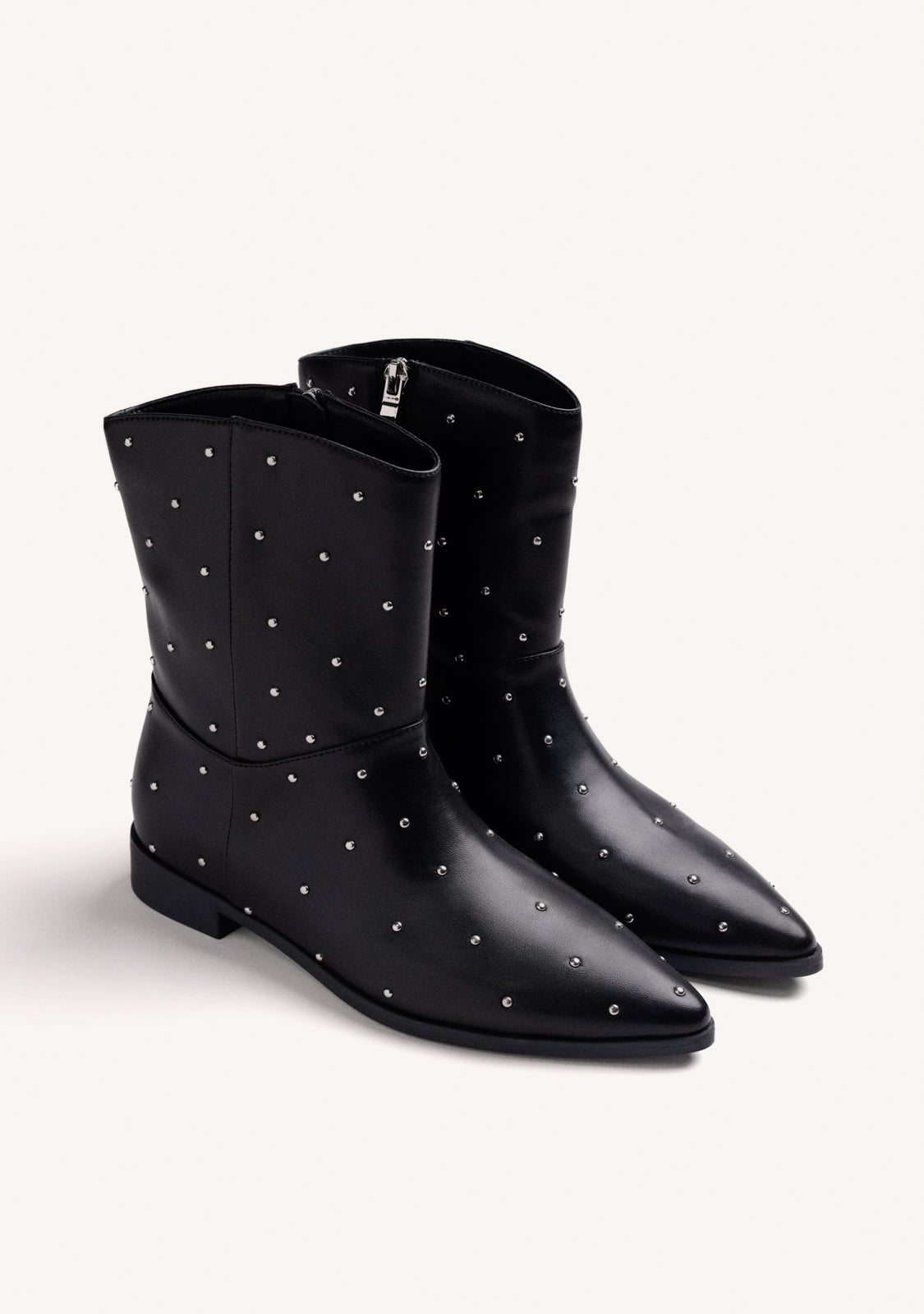 BLACK STUDDED BOOTS