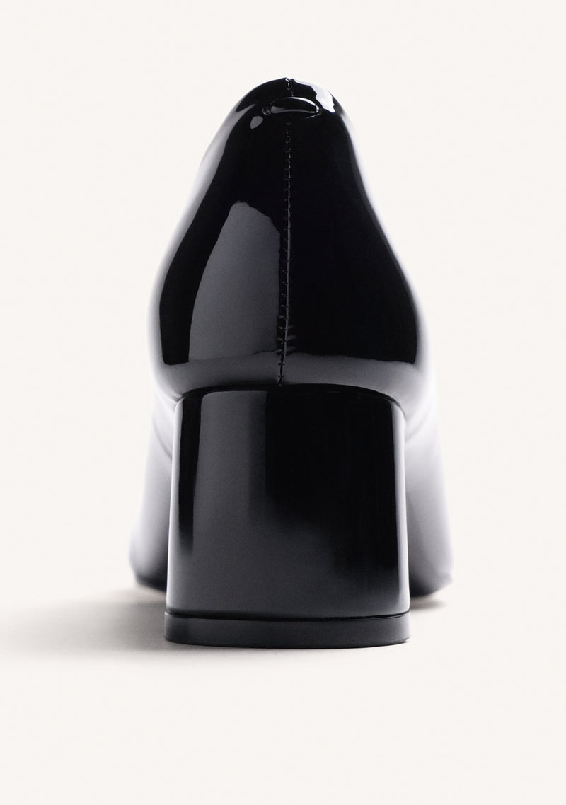 BLACK PATENT EFFECT HEEL SHOES