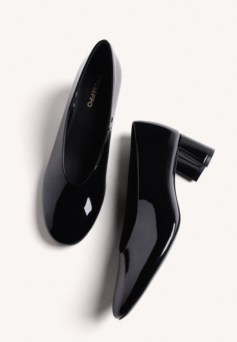 SCARPE CON TACCO NERE EFFETTO VERNICE