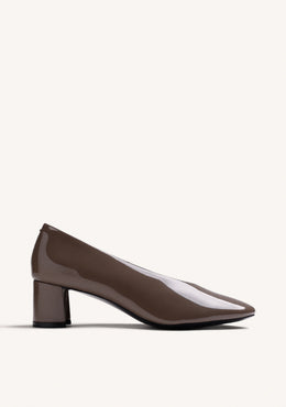 TAUPE PATENT EFFECT HEEL SHOES