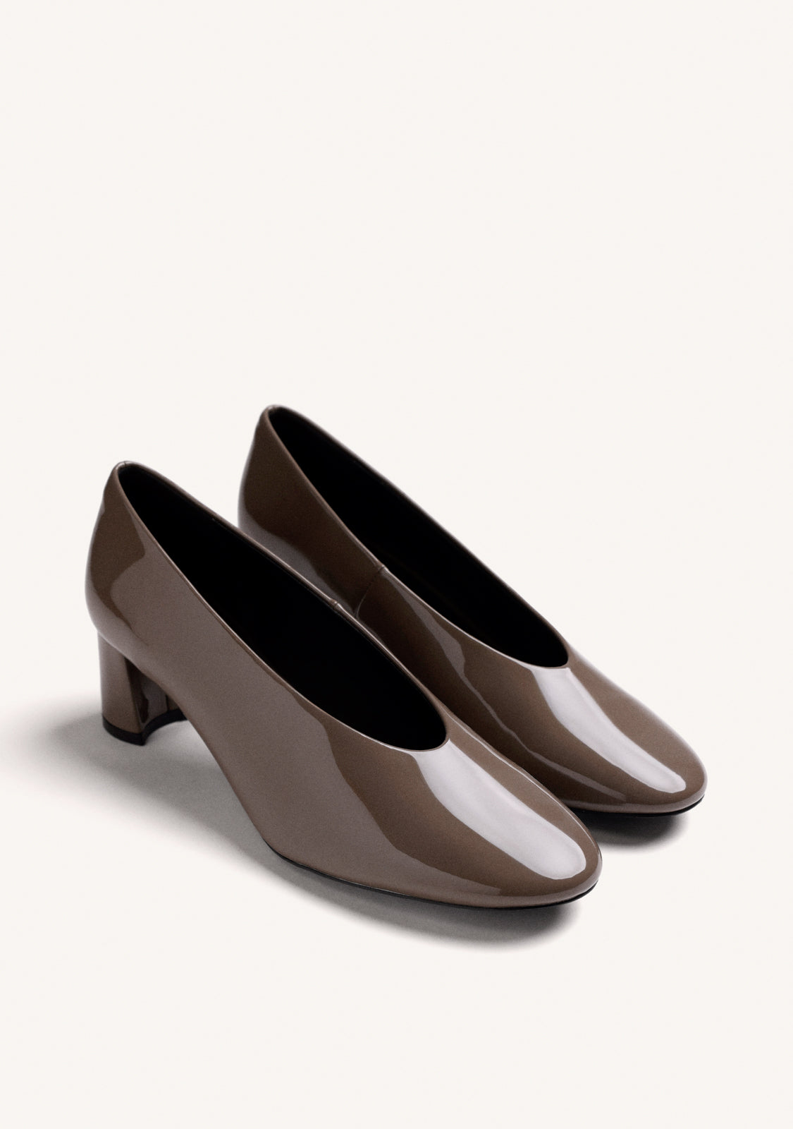 TAUPE PATENT EFFECT HEEL SHOES