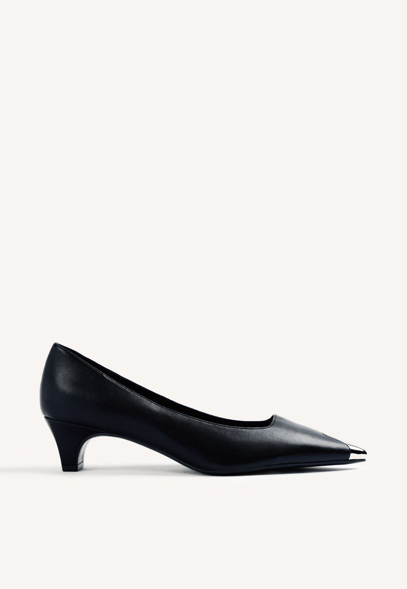 SCARPE CON TACCO NERE