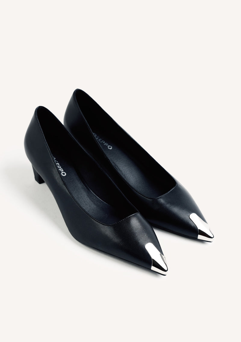 BLACK HEEL SHOES