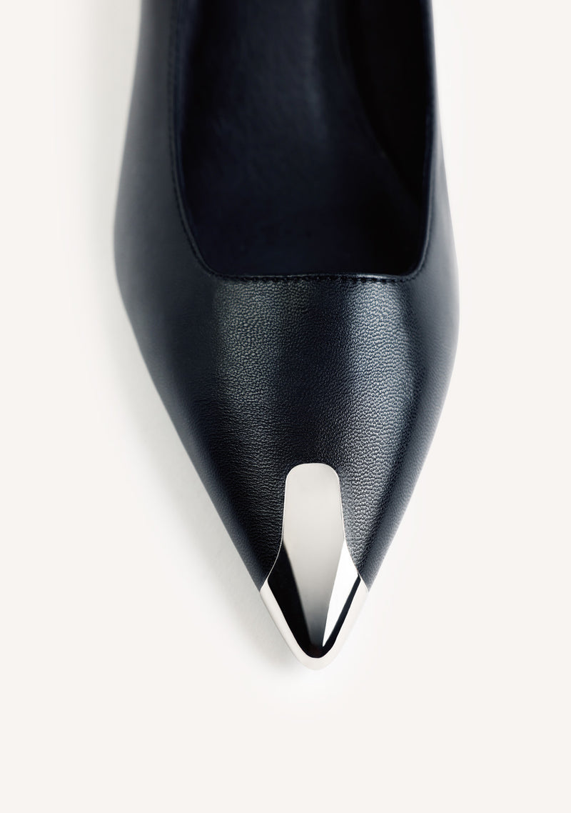 BLACK HEEL SHOES