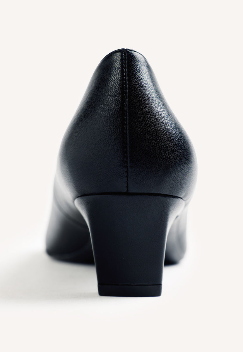 SCARPE CON TACCO NERE