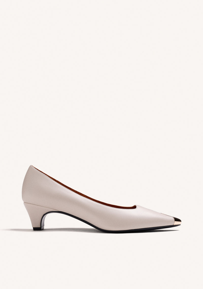 CREAM HEEL SHOES