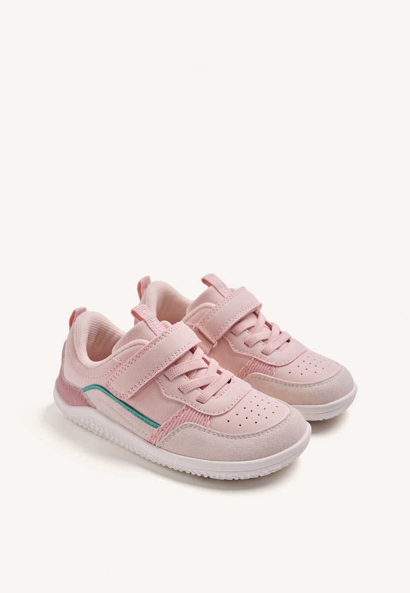 GIRL BAREFOOT SNEAKERS
