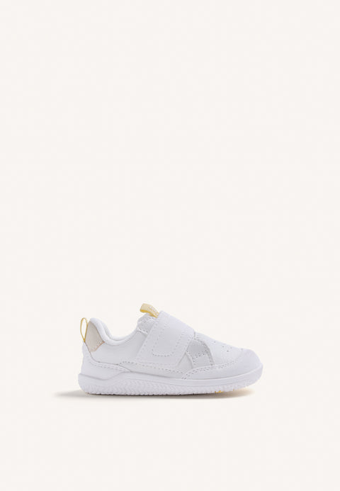 WHITE BAREFOOT SNEAKERS