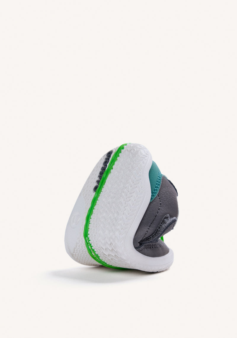 GREY BAREFOOT SNEAKERS