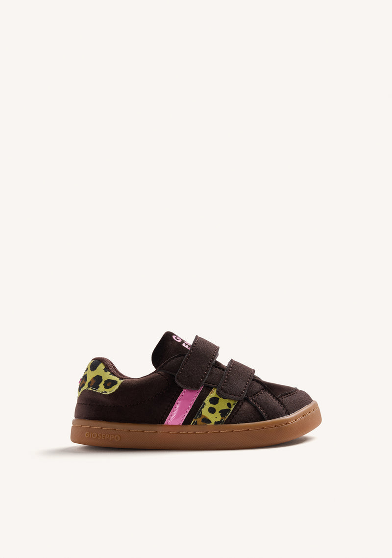 BROWN BAREFOOT SNEAKERS
