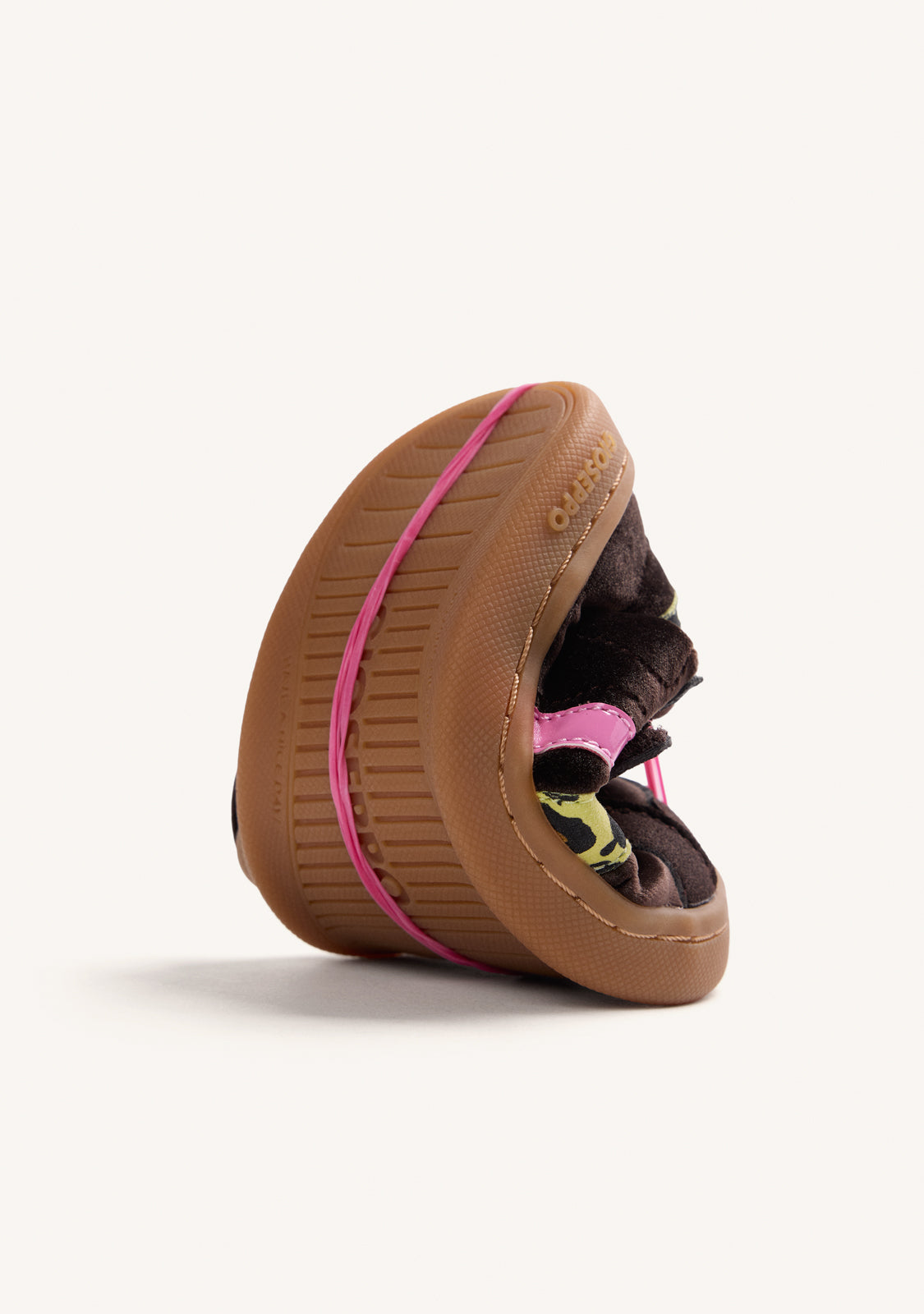 BROWN BAREFOOT SNEAKERS
