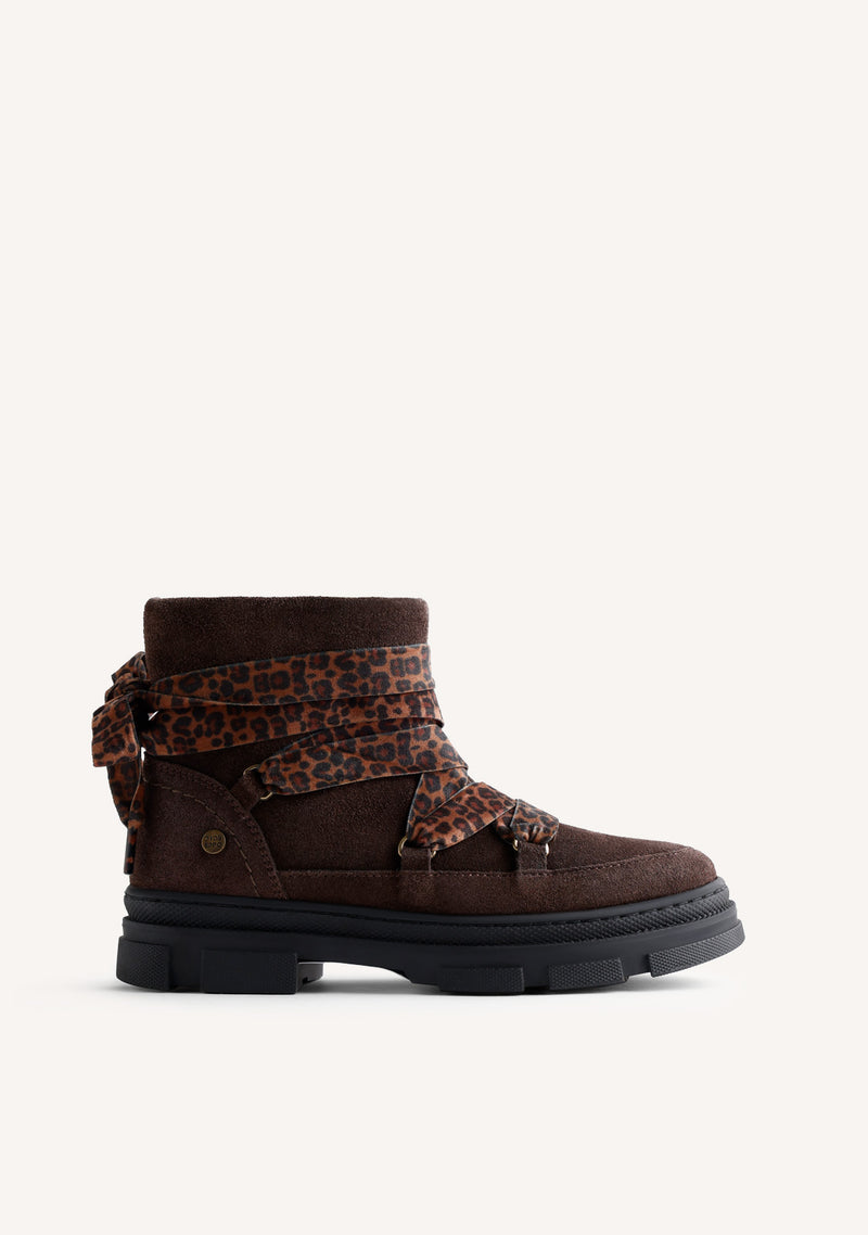 CHOCOLATE LEATHER BOOTS