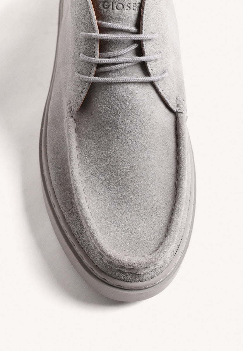 GREY WALLABEE STYLE LEATHER ANKLE BOOTS