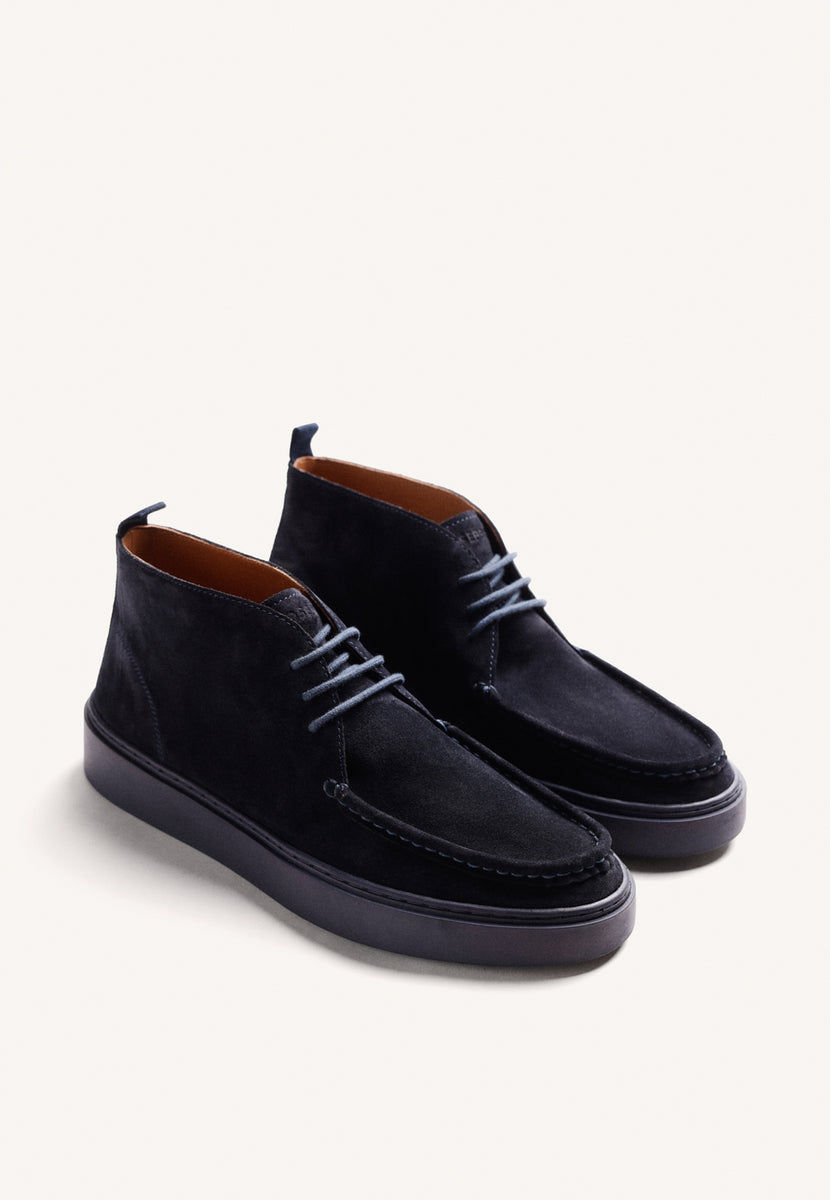 BLUE WALLABEE LEATHER ANKLE BOOTS