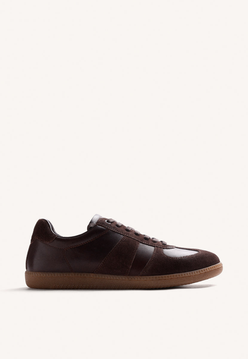 BASKETS MARRON EN CUIR