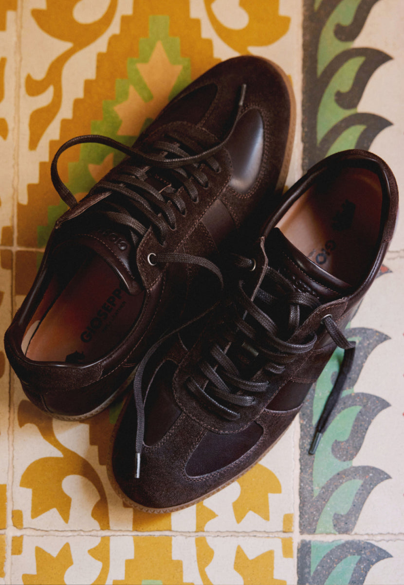 BROWN LEATHER SNEAKERS
