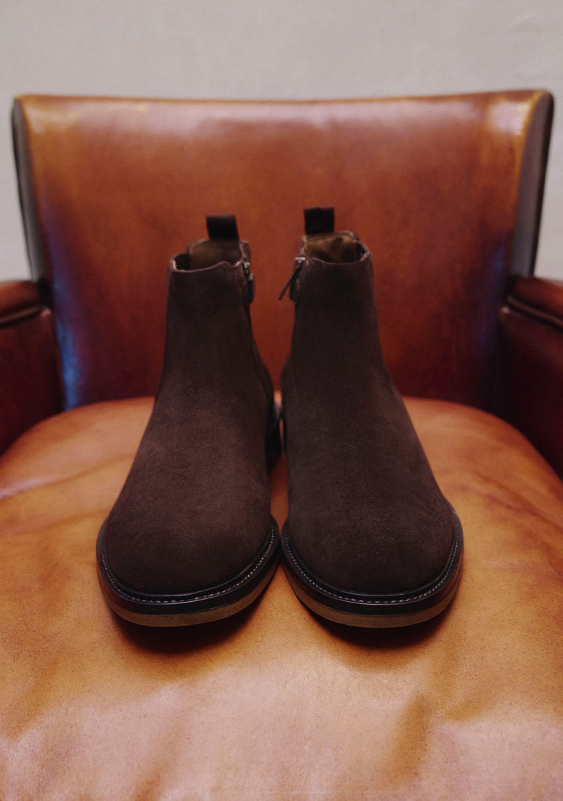 BROWN CHELSEA LEATHER ANKLE BOOTS