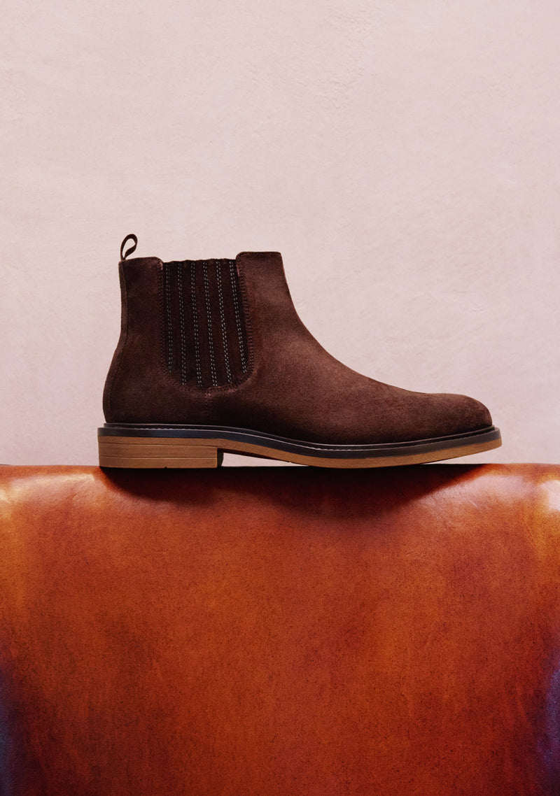 BROWN CHELSEA LEATHER ANKLE BOOTS