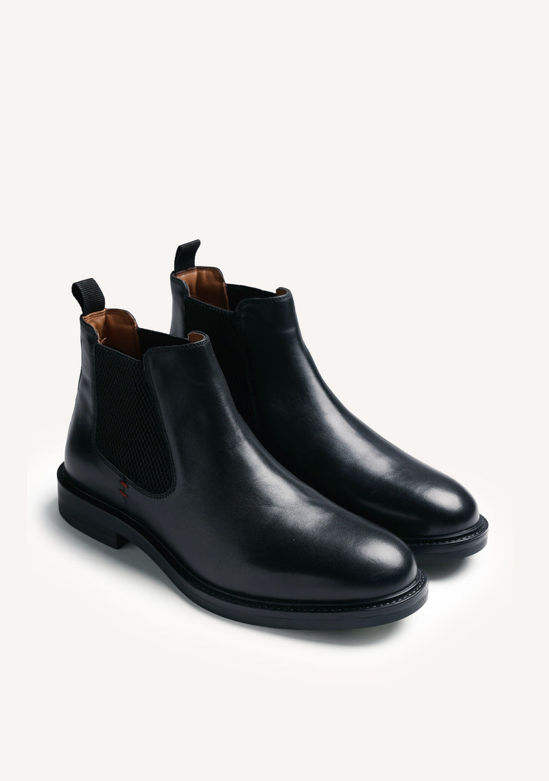 BLACK CHELSEA LEATHER ANKLE BOOTS