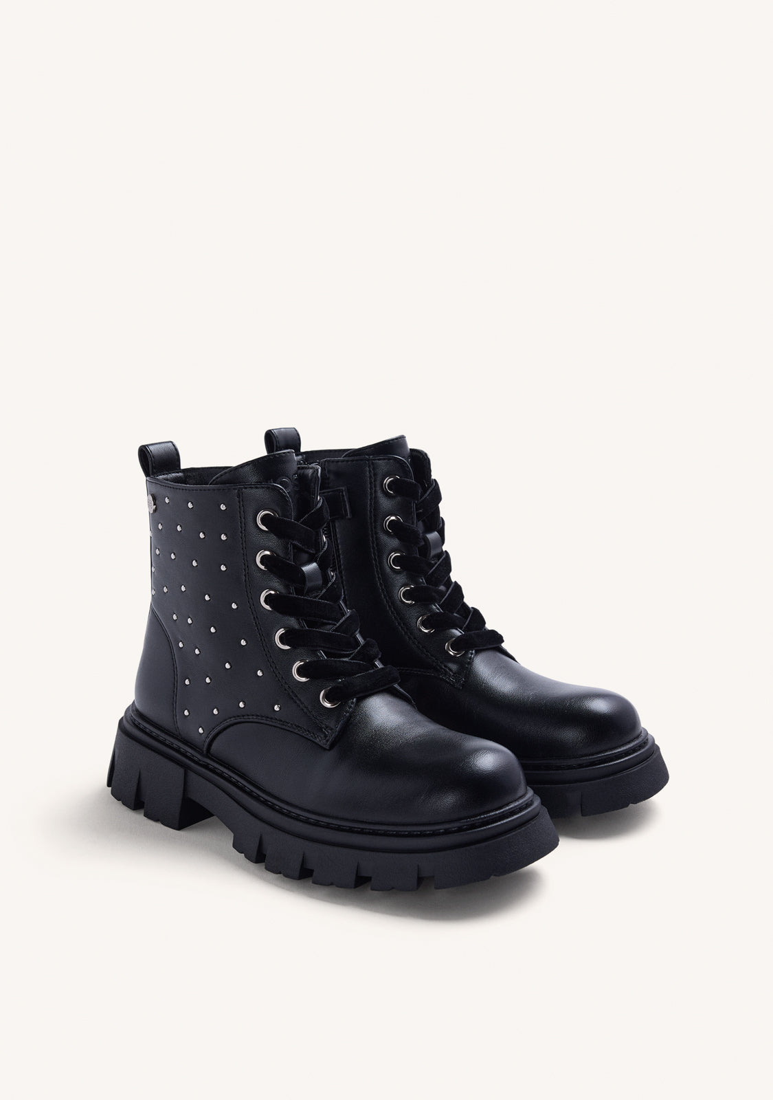 BLACK STUDDED BOOTS