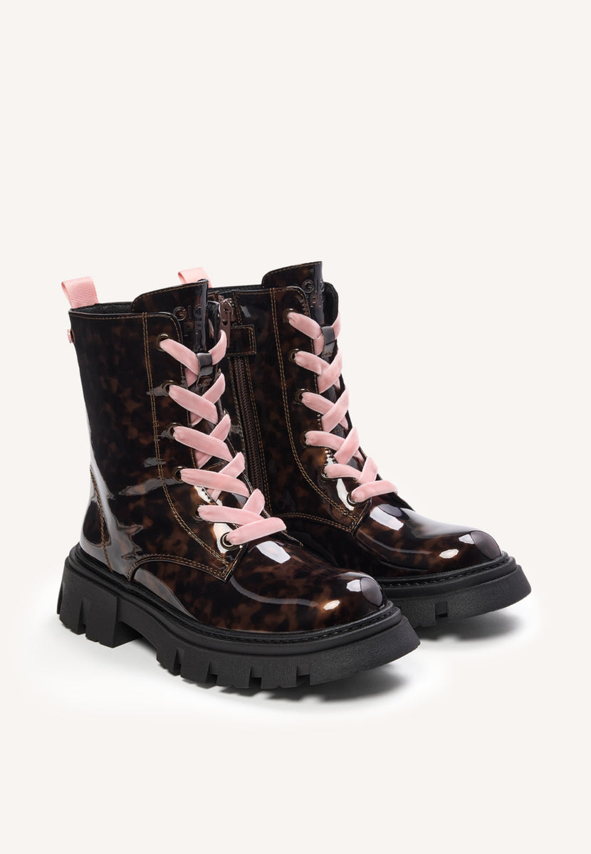 BOTAS MARRONS VERNIZADAS
