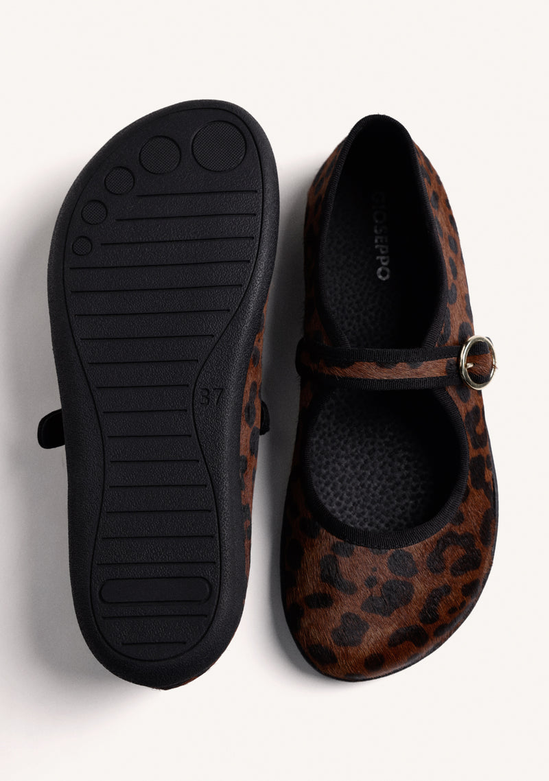 BAREFOOT LEATHER ANIMAL PRINT BALLET FLATS