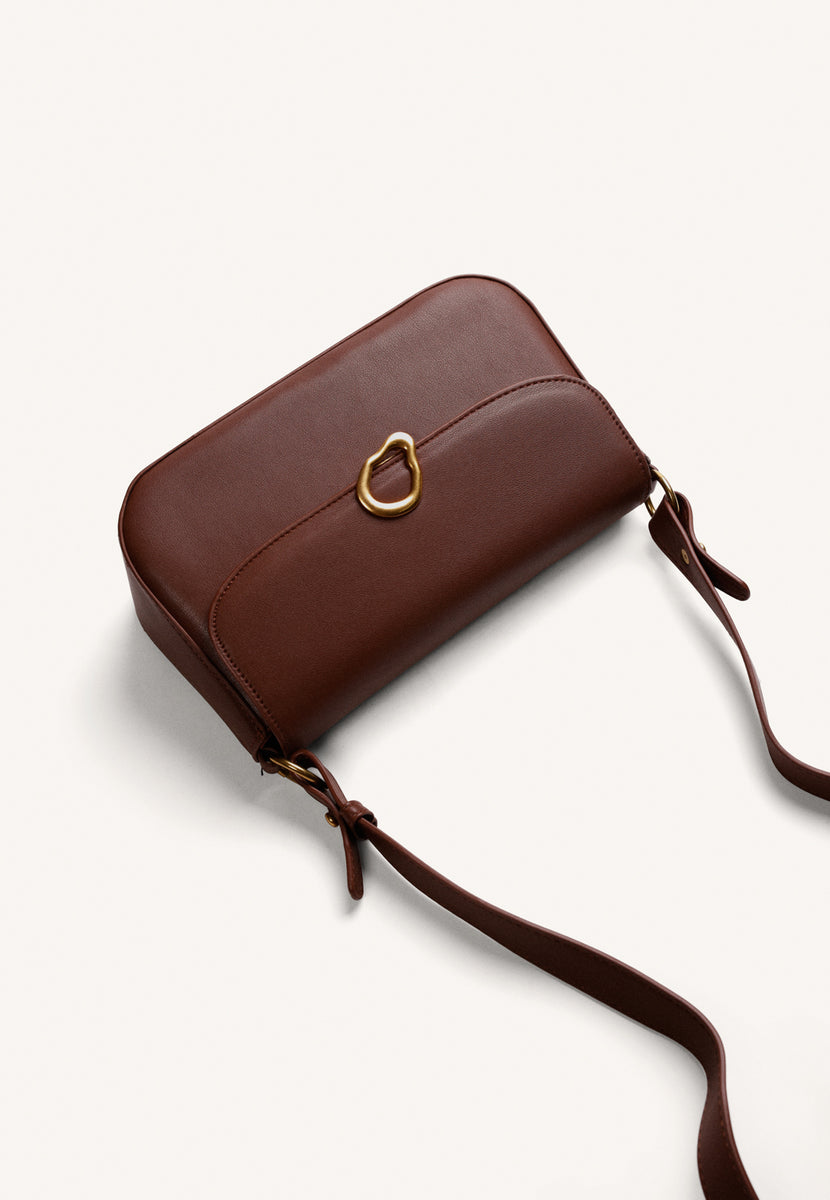 BOLSO BANDOLERA MARRÓN HEBILLA