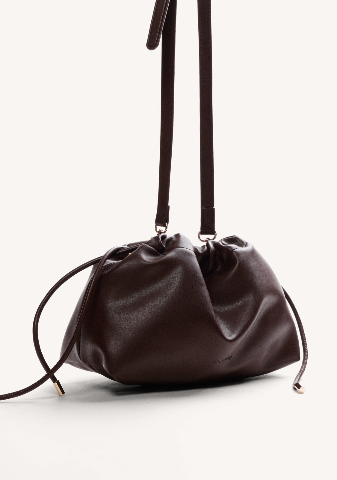 BOLSO BUCKET MARRÓN