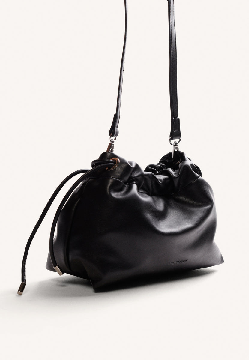BOLSO BUCKET NEGRO
