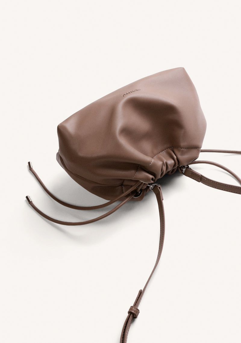 BOLSO BUCKET TAUPE