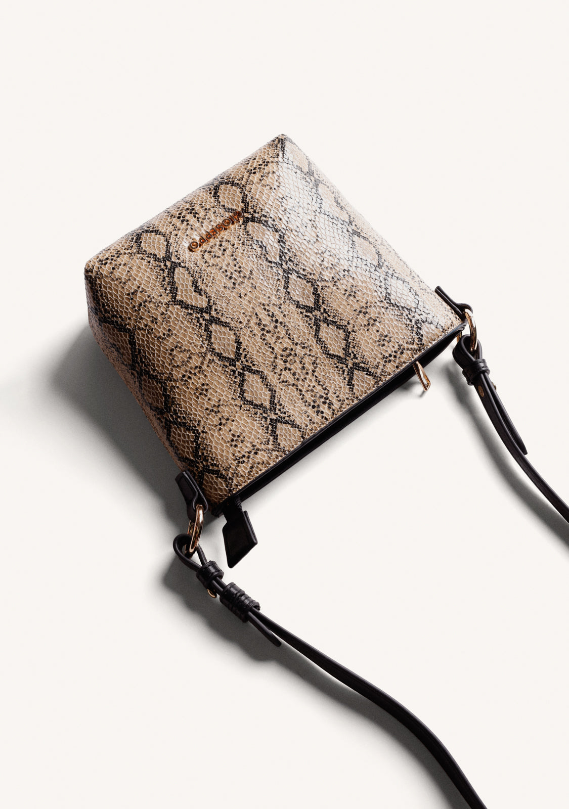 BOLSO BUCKET ESTAMPADO ANIMAL