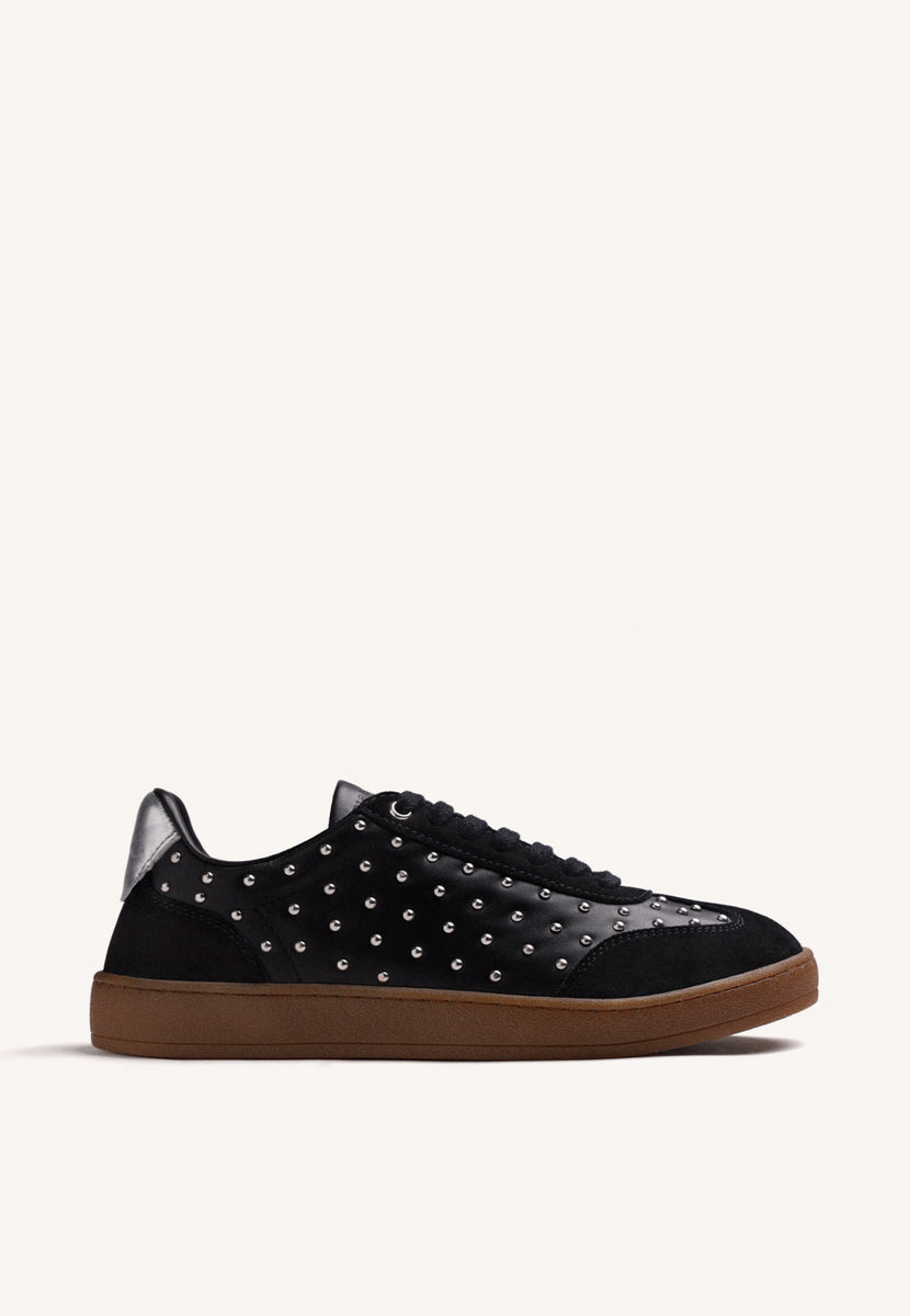 BLACK LEATHER SNEAKERS WITH STUDS