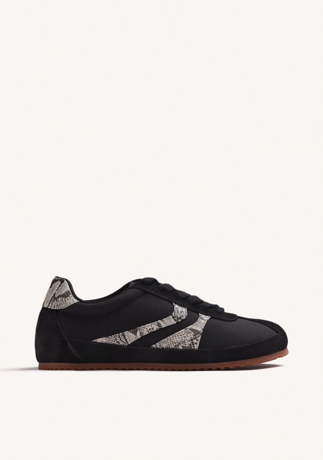 BLACK LEATHER SNEAKERS
