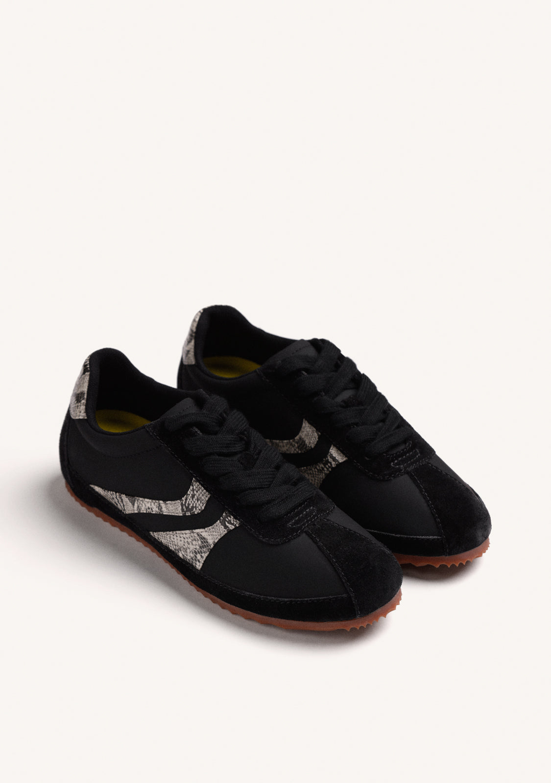 BLACK LEATHER SNEAKERS