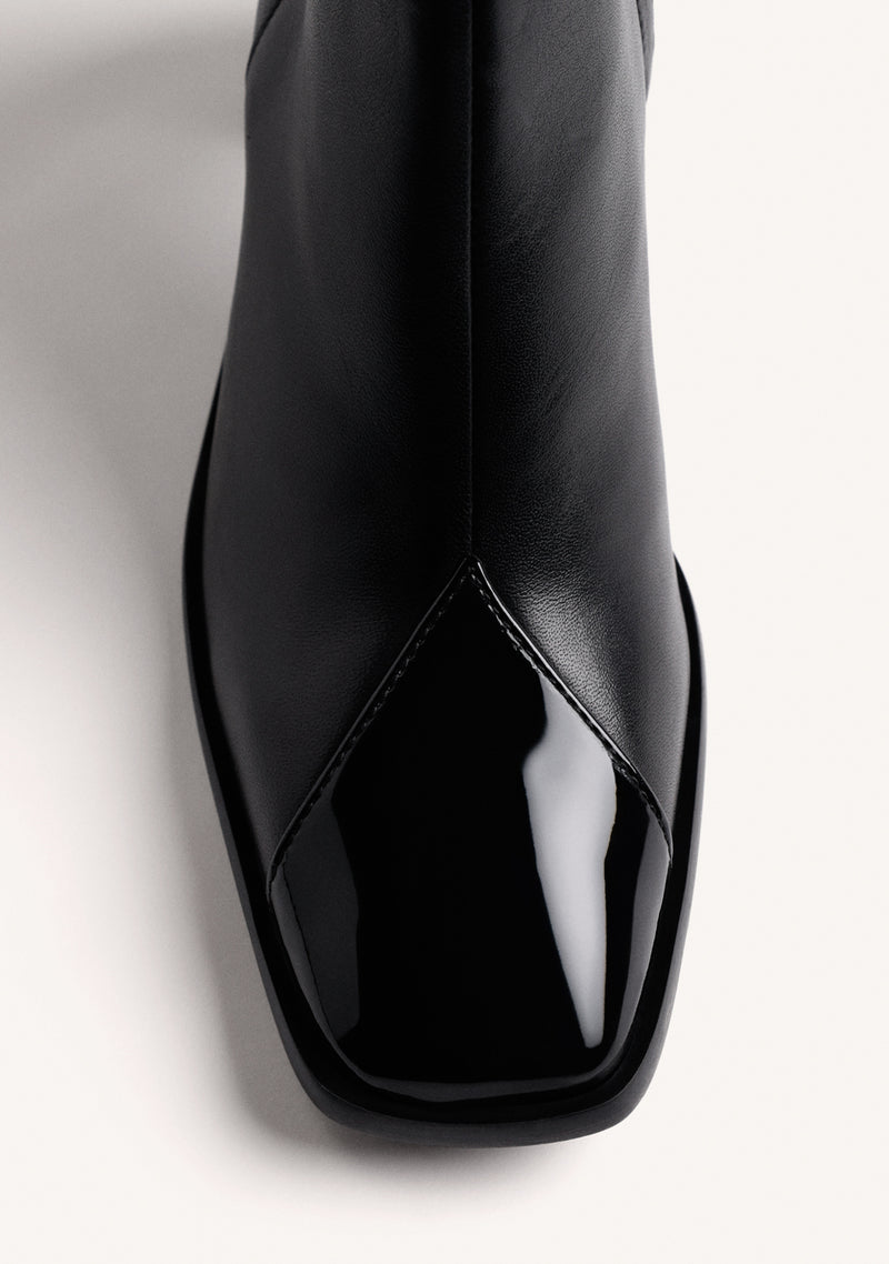 BLACK LEATHER ANKLE BOOTS