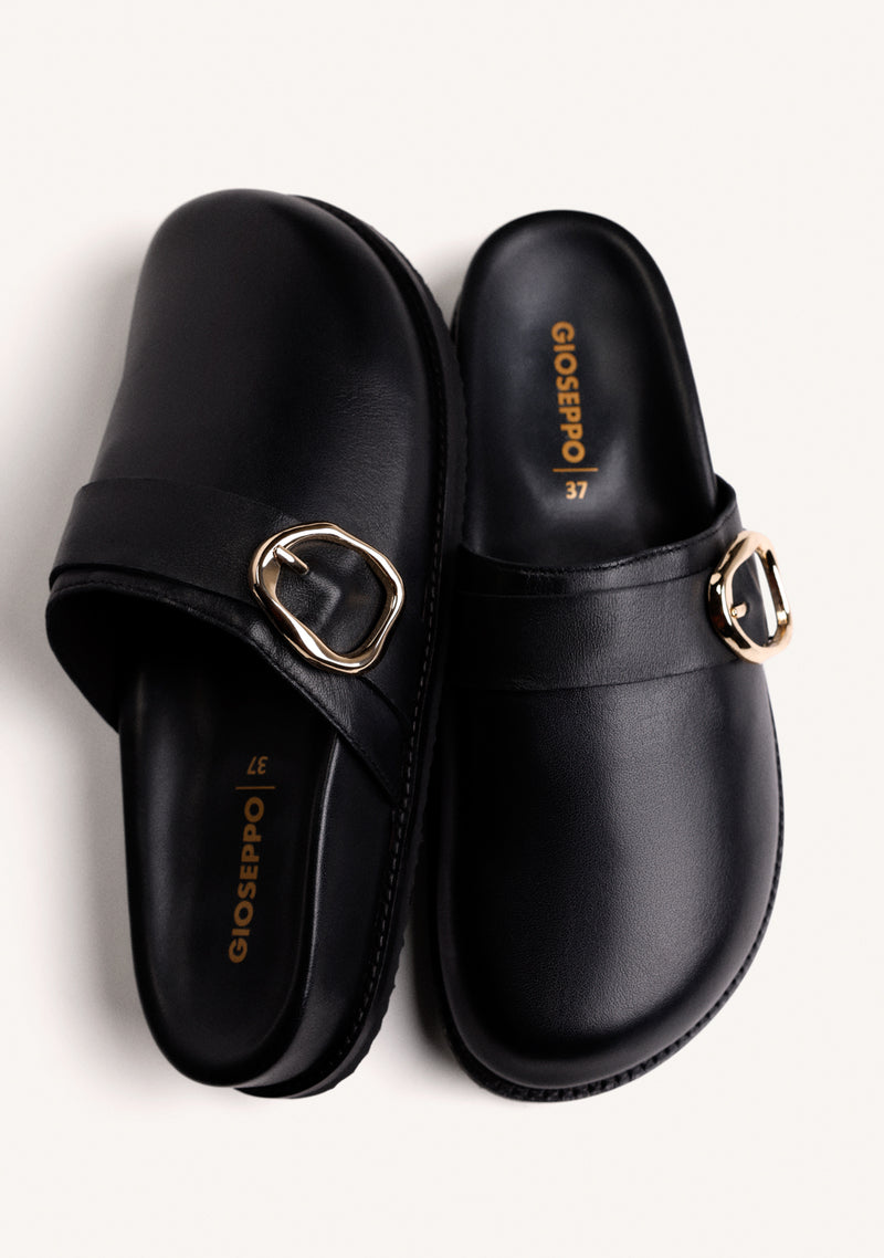 BLACK LEATHER CLOGS WITH BUCKLE