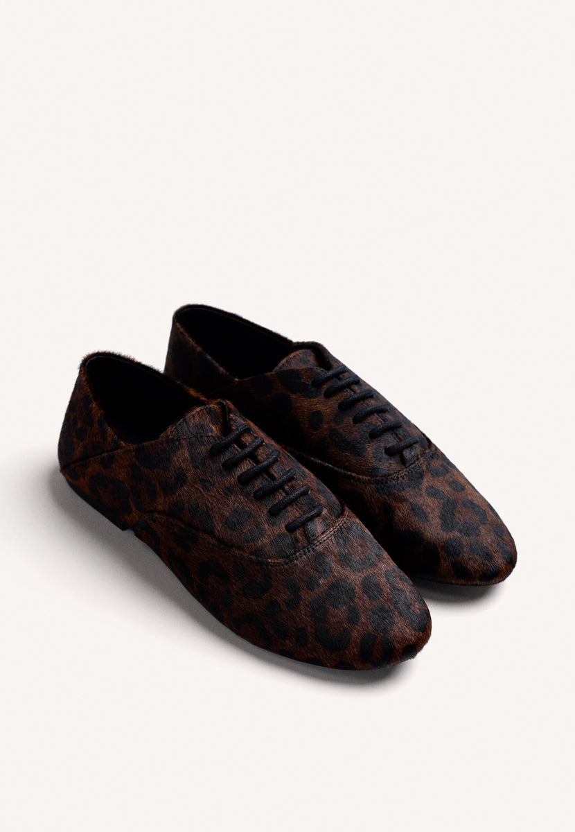 FLAT SHOES WITH ANIMAL PRINT LEATHER