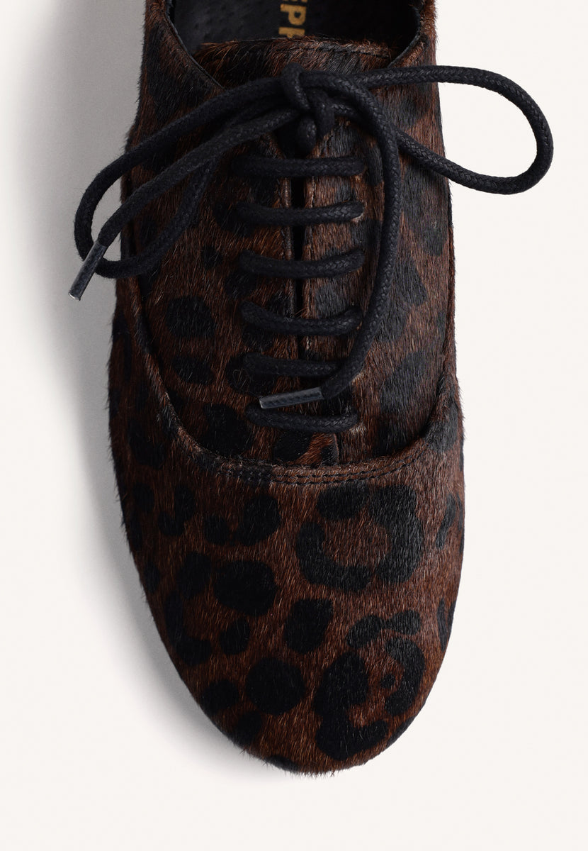 FLAT SHOES WITH ANIMAL PRINT LEATHER