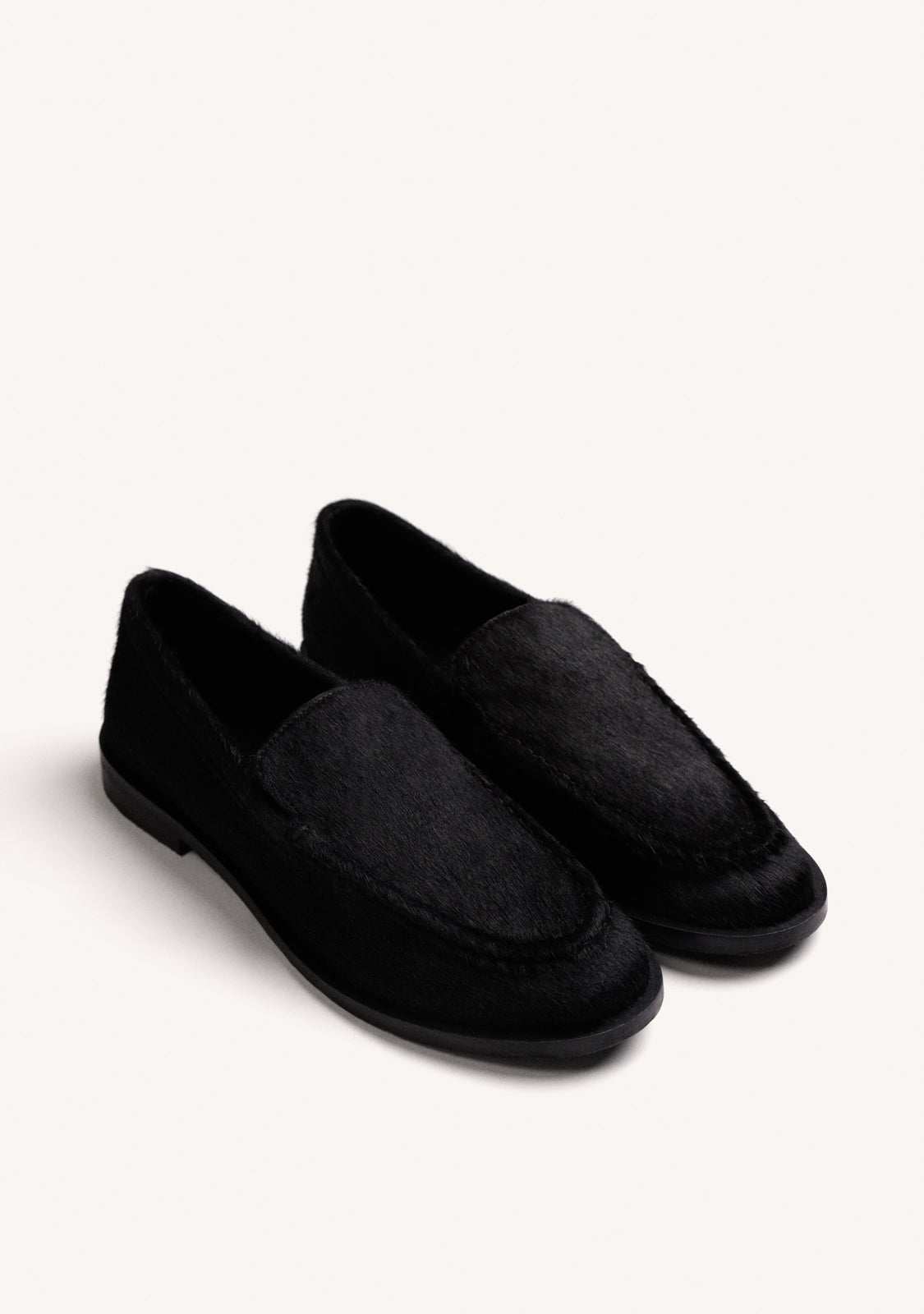 BLACK LEATHER LOAFERS