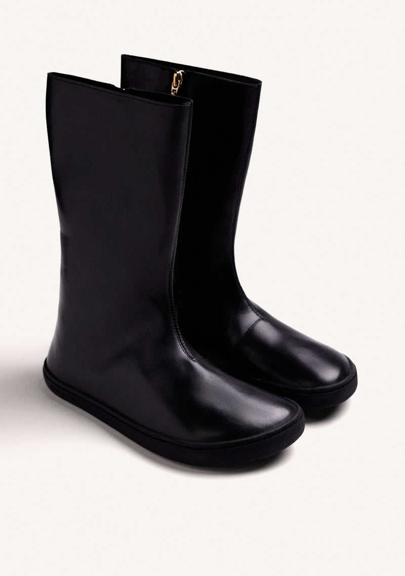 BLACK BAREFOOT LEATHER BOOTS