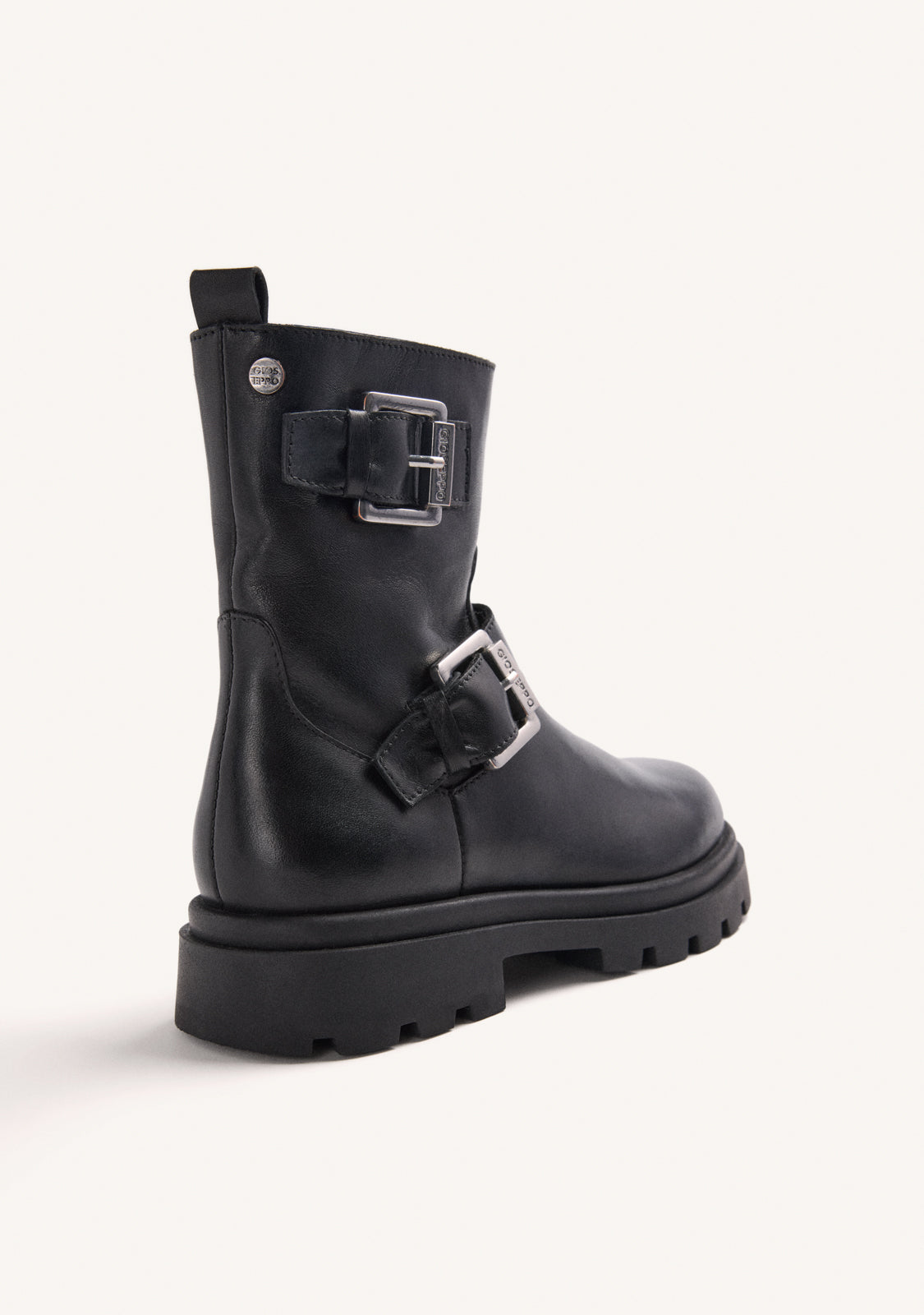 LEATHER BOOTS WITH ZIPPER
