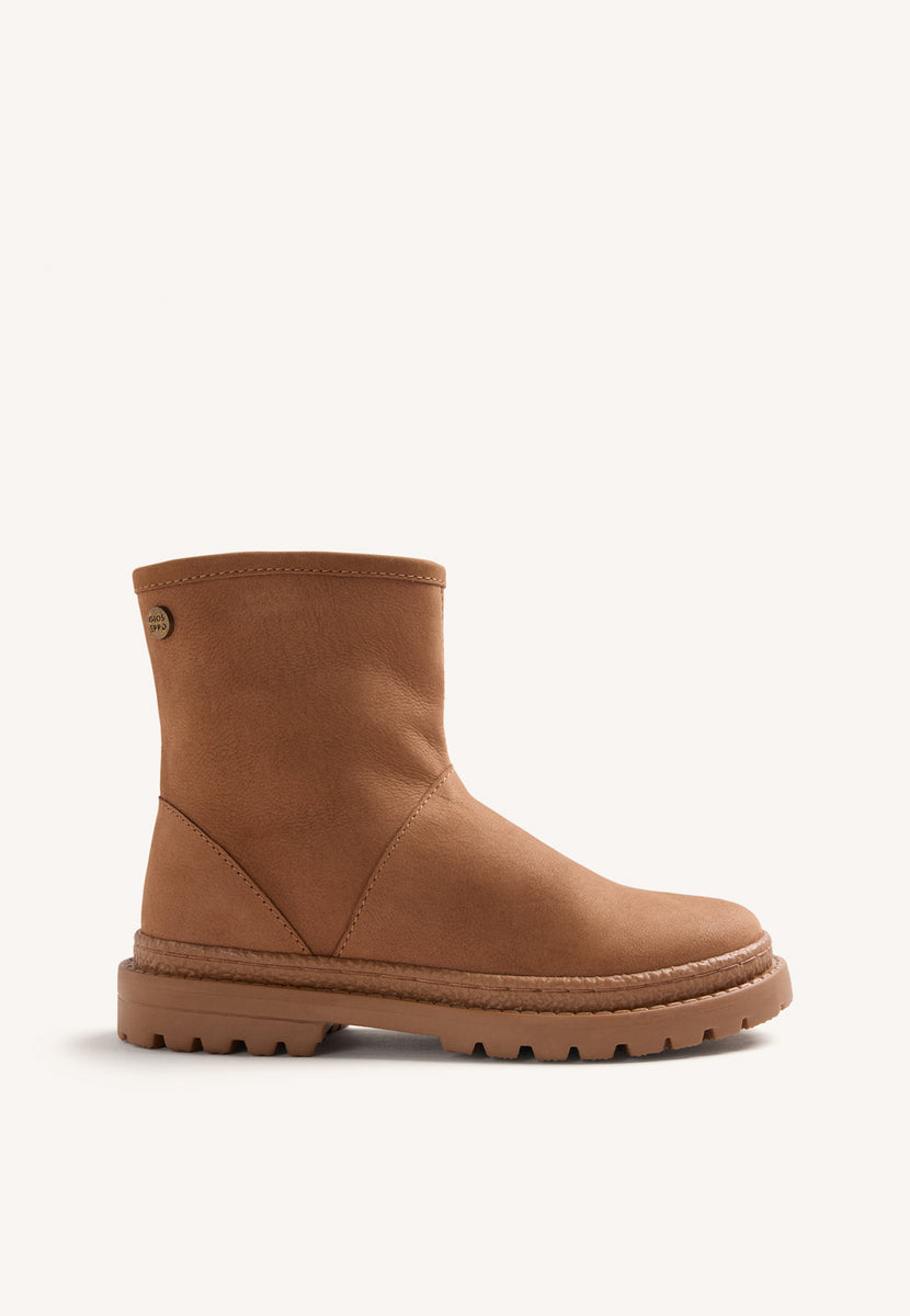 LEATHER ZIPPER BOOTS