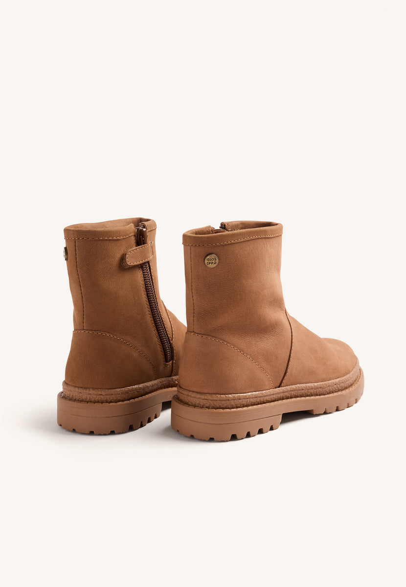 LEATHER ZIPPER BOOTS