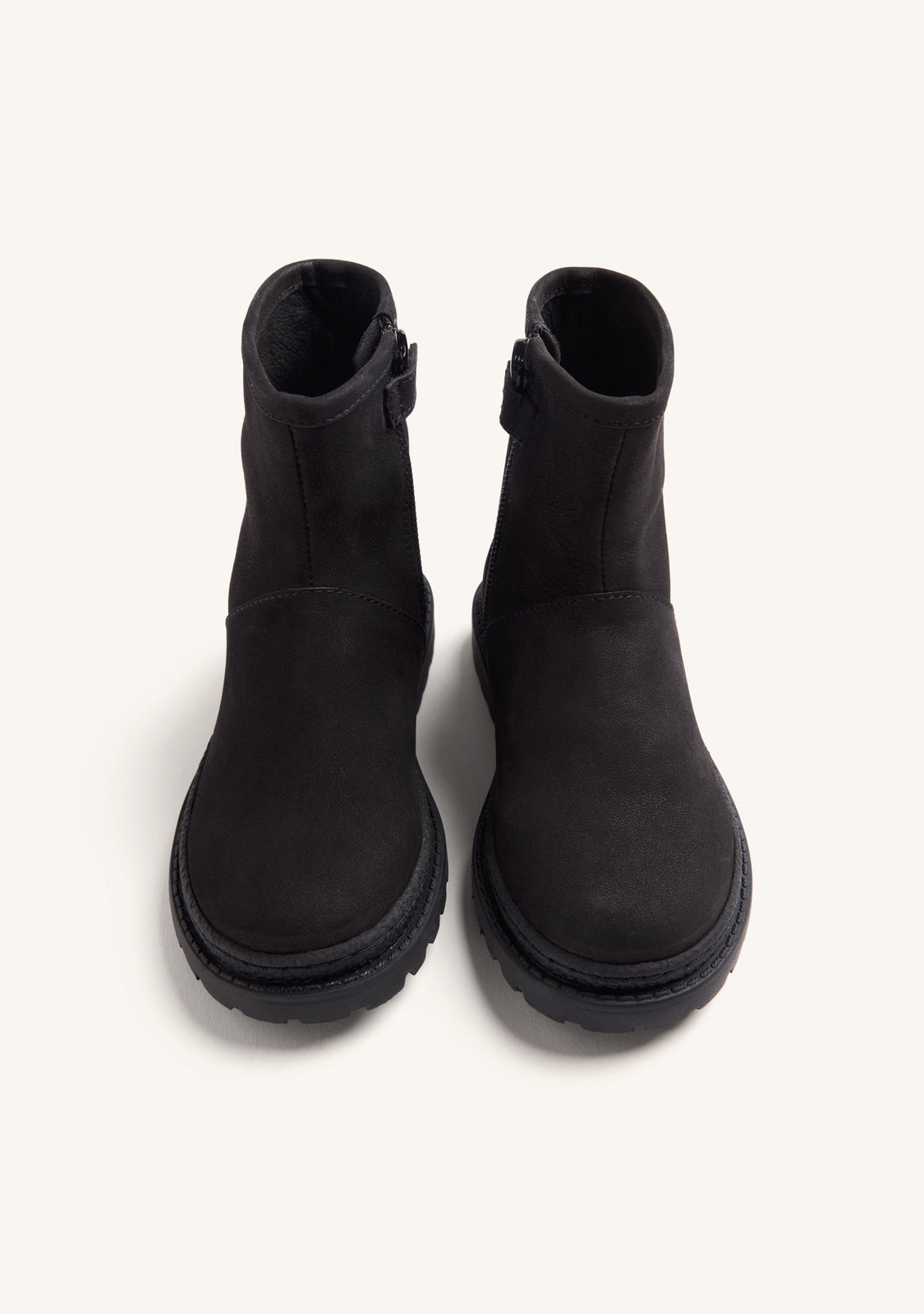 LEATHER ZIPPER BOOTS