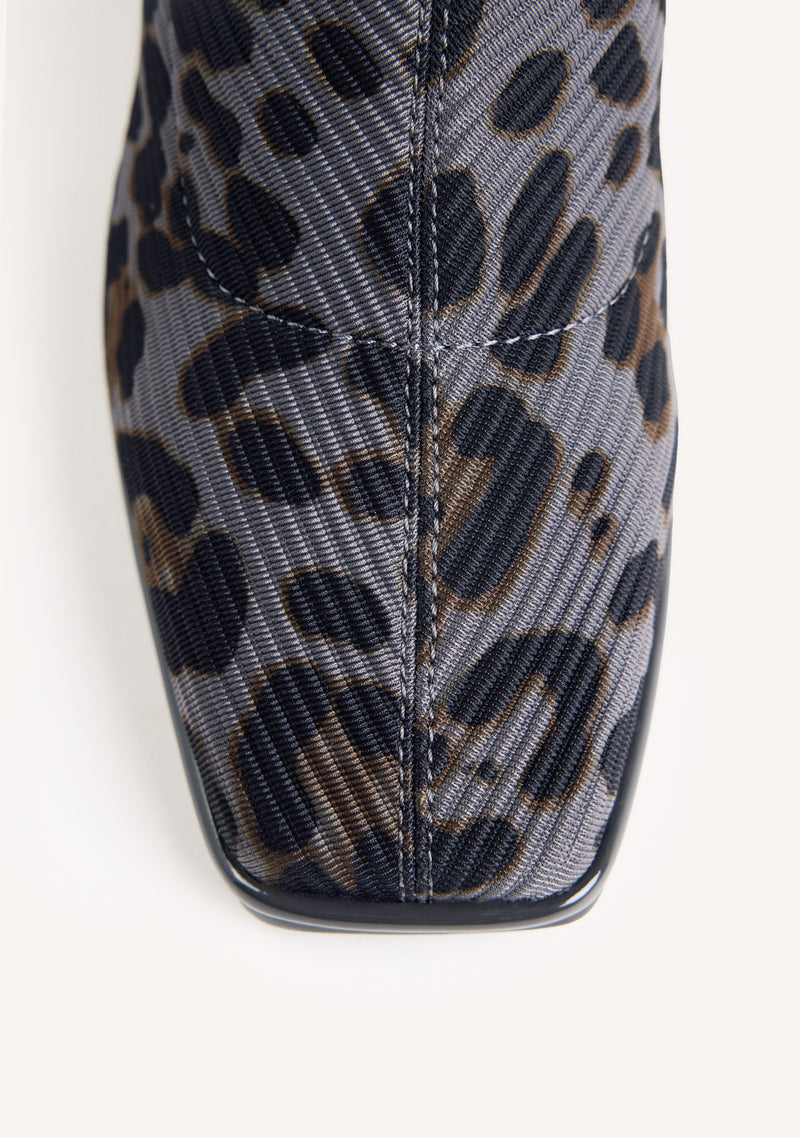 ELASTIC ANIMAL PRINT ANKLE BOOTS